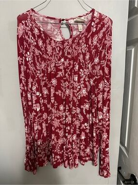 Red Floral Long Sleeve Pleated Blouse size L by Knox Rose